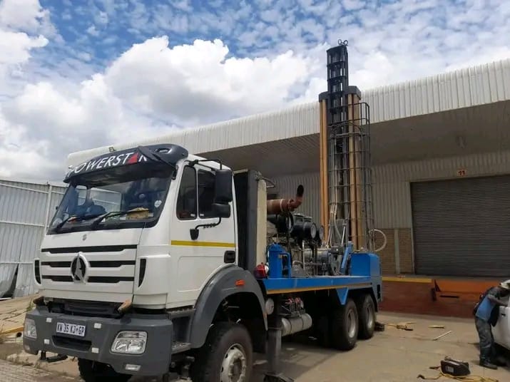 McFranc borehole drilling equipment on site